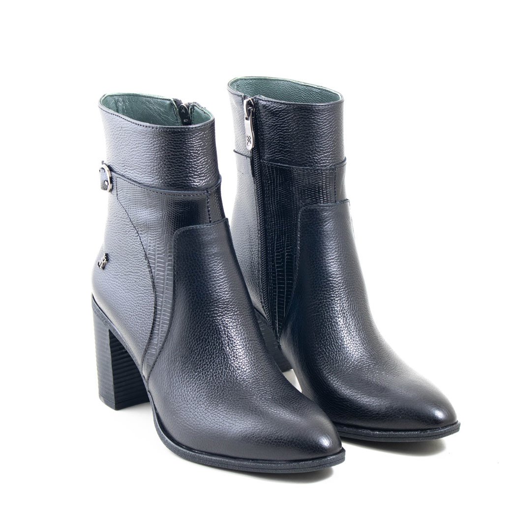 زنانه نیم بت رایکا کد2044