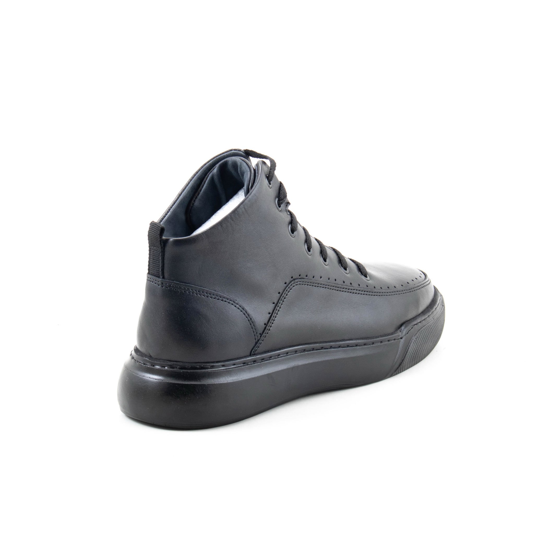 مردانه پوتین والامدل لیبورا