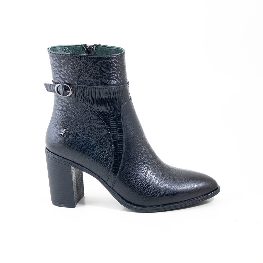 زنانه نیم بت رایکا کد2044